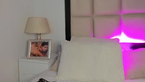Snapshot of sussyfoxx_ chatting on 03-27-26, 08:26 sussyfoxx_ online show from 03-27-26, 08:26
