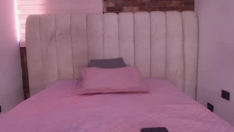 Susy  online show from 07-14-26, 12:00