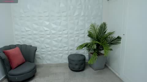 Susy online show from 02-26-25, 07:05