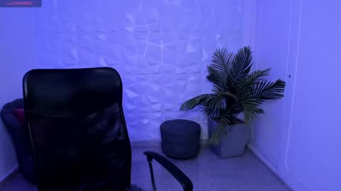 Susy online show from 02-27-25, 07:04