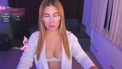 Susy online show from 10-29-25, 04:04