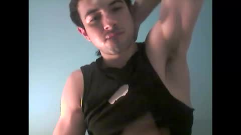Snapshot of sutromaxx chatting on 05-16-26, 03:47 Maximus online show from 05-16-26, 03:47