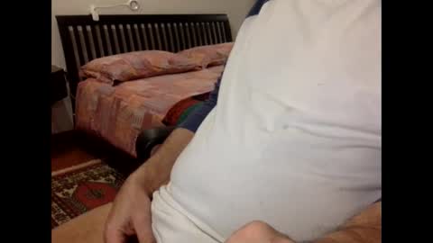 Snapshot of suxgiu chatting on 02-05-25, 07:31 DownSoul online show from 02-05-25, 07:31