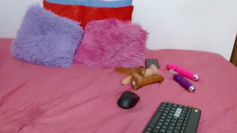 suzan_30 online show from 11-27-25, 08:44