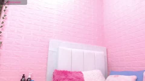 suzan_30 online show from 04-19-26, 07:27