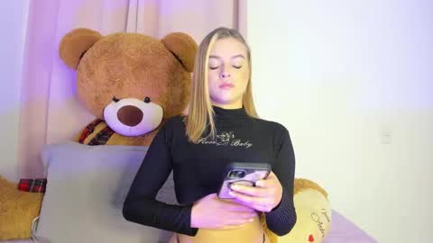 suzan__cooper2 online show from 01-20-25, 05:59