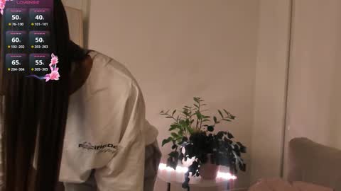 Hey Im Suzane online show from 02-03-26, 02:21