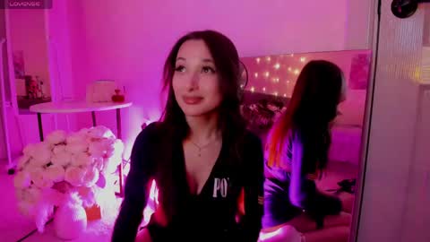 Snapshot of suzane_martin chatting on 04-22-26, 11:34 Hey Im Suzane online show from 04-22-26, 11:34