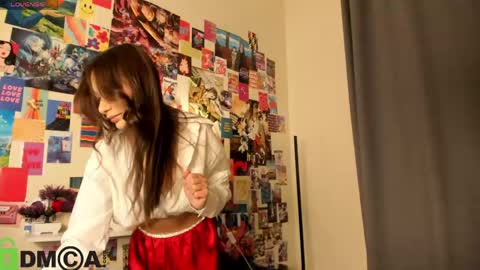 Snapshot of suzane_martin chatting on 05-11-26, 03:01 Hey Im Suzane online show from 05-11-26, 03:01