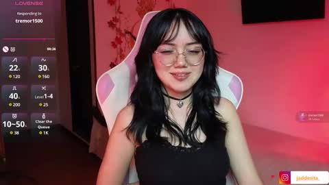 Snapshot of suzumi_ chatting on 12-03-24, 05:09 Jadde  online show from 12-03-24, 05:09