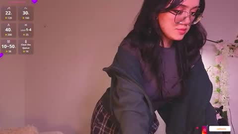 Snapshot of suzumi_ chatting on 10-04-25, 05:16 Jadde  online show from 10-04-25, 05:16