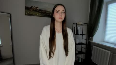 Sabrina online show from 12-16-25, 07:57