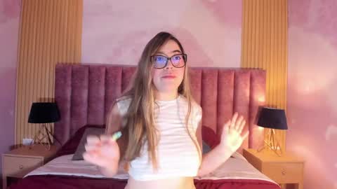 suzylee_ online show from 04-28-26, 02:49