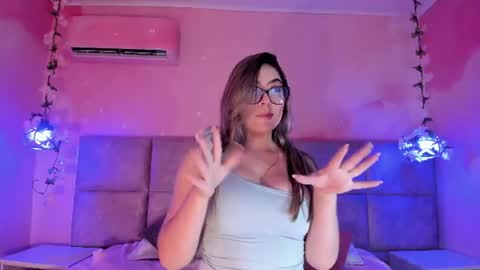 suzylee_ online show from 06-16-26, 12:13