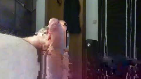 Snapshot of sven33755 chatting on 12-02-25, 05:19 sven33755 online show from 12-02-25, 05:19