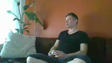 sventwinkboy online show from 04-17-26, 04:54