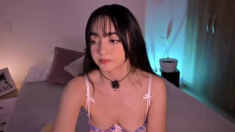 Snapshot of sw_sofi chatting on 09-22-25, 12:23 Sofis schedule 10pm until 4am GMT-5 online show from 09-22-25, 12:23