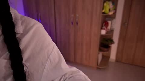 Snapshot of sw_sofi chatting on 09-29-25, 02:49 Sofis schedule 10pm until 4am GMT-5 online show from 09-29-25, 02:49