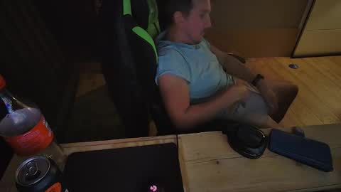 swaicy1990 online show from 10-24-25, 09:22