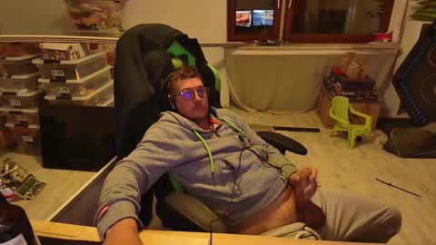 swaicy1990 online show from 11-14-25, 11:35