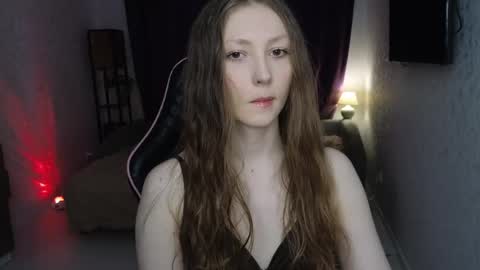 Snapshot of sweeet_lilit chatting on 05-31-26, 06:04 SwitLilit online show from 05-31-26, 06:04