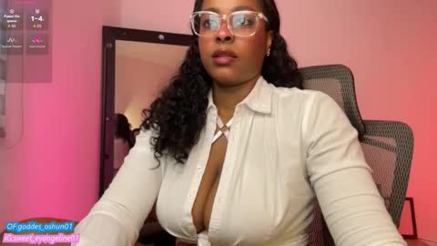 Snapshot of sweer_oshun chatting on 10-08-25, 02:36 Evangeline online show from 10-08-25, 02:36