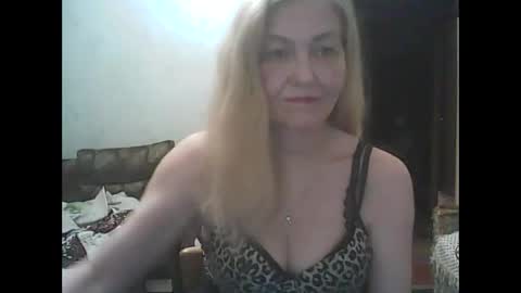 Snapshot of sweet4blonde609 chatting on 01-02-25, 06:45 sweet4blonde609 online show from 01-02-25, 06:45