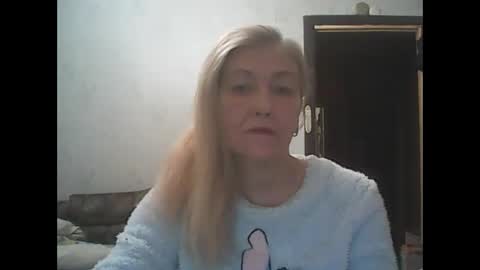 Snapshot of sweet4blonde609 chatting on 02-17-25, 07:04 sweet4blonde609 online show from 02-17-25, 07:04