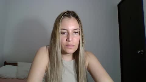 Snapshot of sweet__alana chatting on 12-14-24, 12:44 Sweet  alana online show from 12-14-24, 12:44