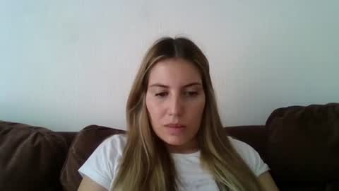 Snapshot of sweet__alana chatting on 03-11-25, 04:07 Sweet  alana online show from 03-11-25, 04:07