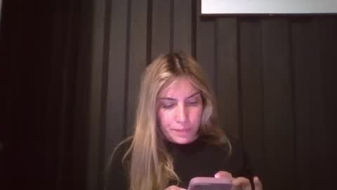 Snapshot of sweet__alana chatting on 10-06-25, 01:03 Sweet  alana online show from 10-06-25, 01:03