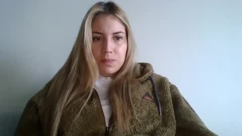 Snapshot of sweet__alana chatting on 10-06-25, 04:26 Sweet  alana online show from 10-06-25, 04:26