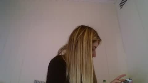 Snapshot of sweet__alana chatting on 10-08-25, 10:51 Sweet  alana online show from 10-08-25, 10:51