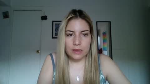 Snapshot of sweet__alana chatting on 10-22-25, 10:20 Sweet  alana online show from 10-22-25, 10:20