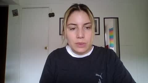 Snapshot of sweet__alana chatting on 10-23-25, 08:29 Sweet  alana online show from 10-23-25, 08:29