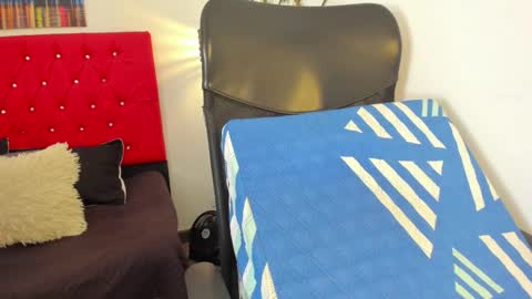 Carolina online show from 11-09-25, 03:10