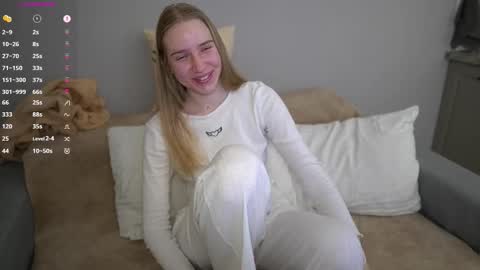 Michelle online show from 12-17-25, 09:32