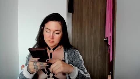 Snapshot of sweet__suck69bitch chatting on 12-13-24, 09:52 sweet__suck69bitch online show from 12-13-24, 09:52