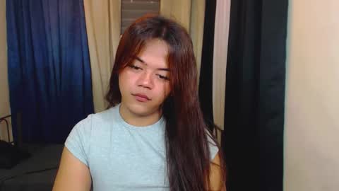 Snapshot of sweet_ahrii chatting on 02-16-25, 07:05 CLEO online show from 02-16-25, 07:05