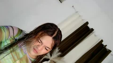 Snapshot of sweet_ahrii chatting on 10-29-25, 07:21 CLEO online show from 10-29-25, 07:21