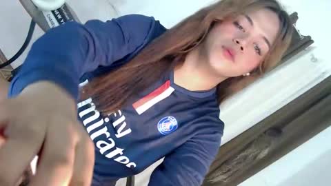 Snapshot of sweet_ahrii chatting on 11-04-25, 08:46 CLEO online show from 11-04-25, 08:46