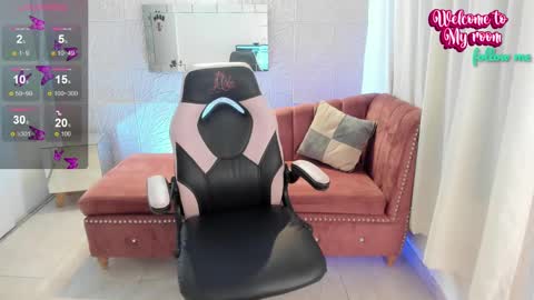 Alice online show from 02-13-25, 04:07