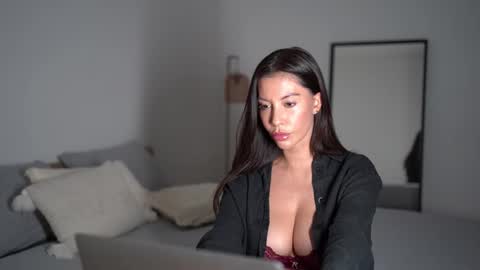 Dorothea online show from 10-28-25, 10:12