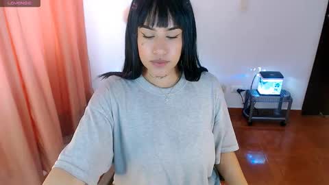 Stephanie online show from 11-04-25, 07:24