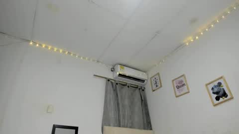 Snapshot of sweet_angelicaxxx chatting on 09-20-25, 07:09 sweet_angelicaxxx online show from 09-20-25, 07:09