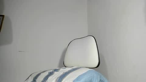 Snapshot of sweet_angelicaxxx chatting on 05-24-26, 05:01 sweet_angelicaxxx online show from 05-24-26, 05:01