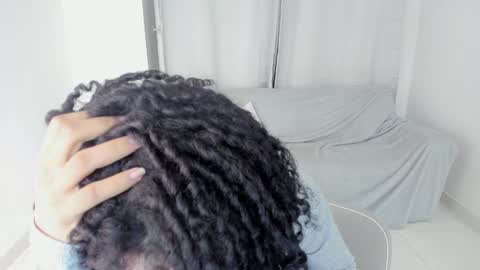 Anie online show from 02-02-25, 06:04