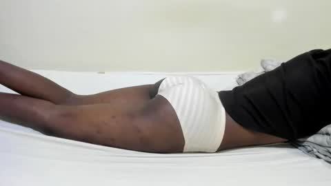 sweet_arya1 online show from 10-27-25, 06:01