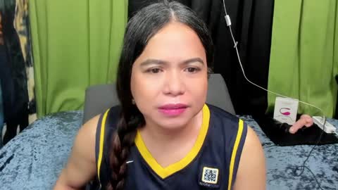 izza  izzasweet online show from 04-28-26, 12:42