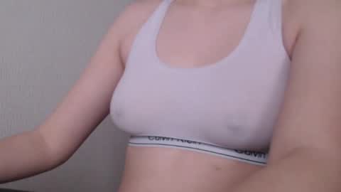 Snapshot of sweet_baby_kate chatting on 12-28-24, 09:42 Kate and Erica online show from 12-28-24, 09:42